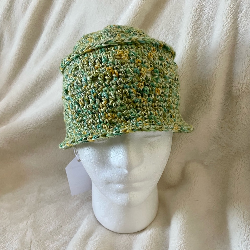 NEW!! Bucket hat - Picture 4 of 13
